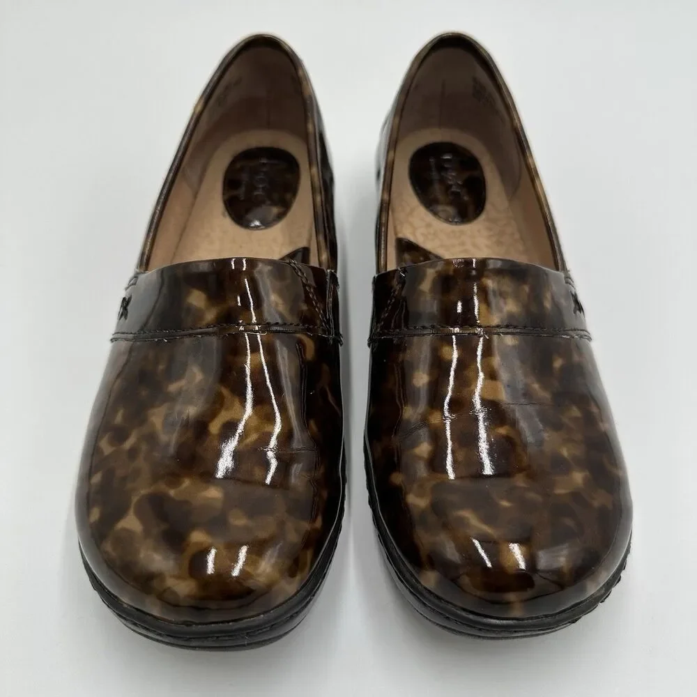 BOC Born Concept Clogs Womens 8 Slip On Shoes Brown Cheetah Patent Faux Leather - Picture 8 of 16